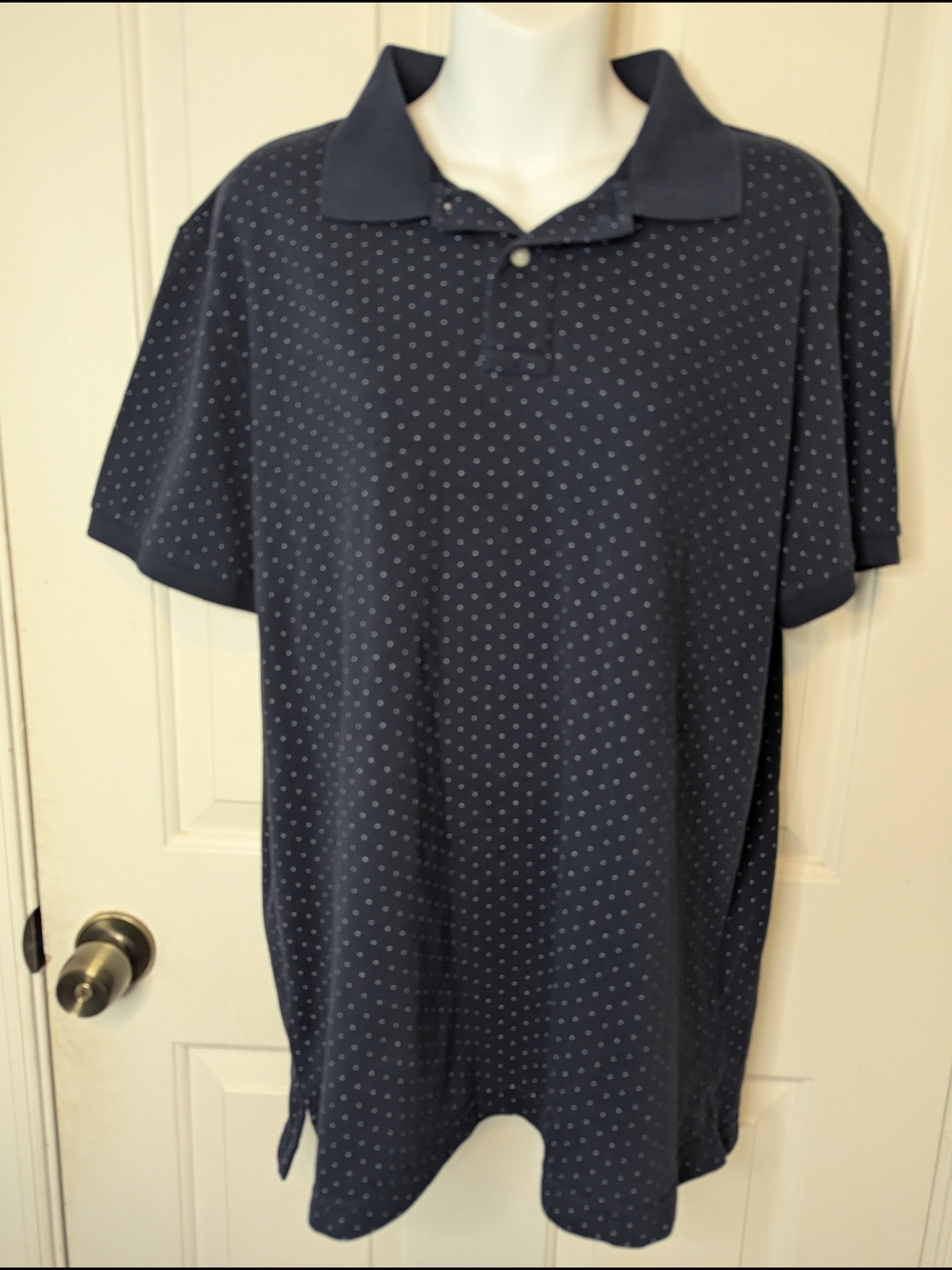 Old Navy Men's Go-Dry Classic Fit Polo Shirt Size‎ Large Navy Blue Pindot Dot